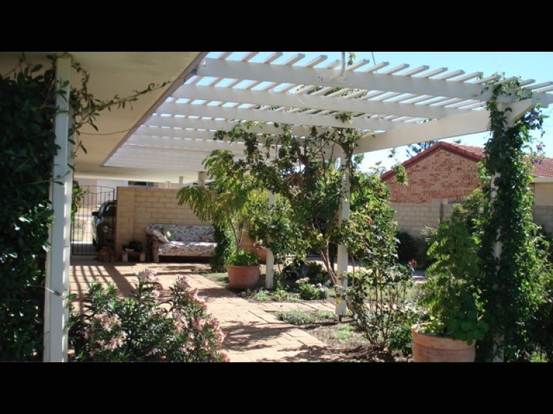 3 Batavia Circle, Kalbarri WA 6536