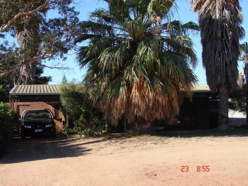 14 Ralph Street, Kalbarri WA 6536