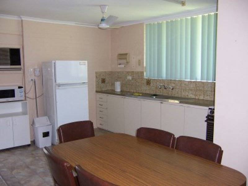 Sun River Chalet Unit 2, Kalbarri WA 6536