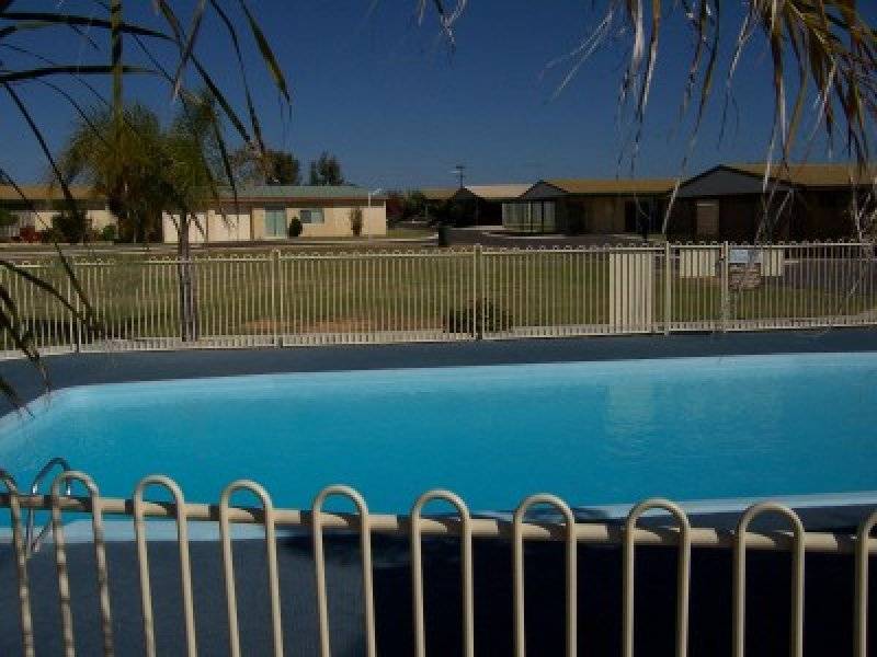 Sun River Chalet Unit 2, Kalbarri WA 6536