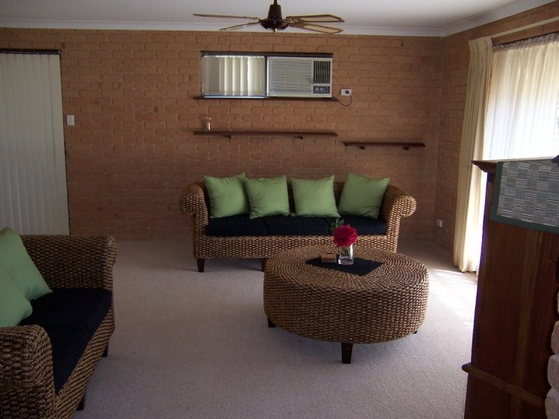9 Batavia Circle – Ogtavia, Kalbarri WA 6536