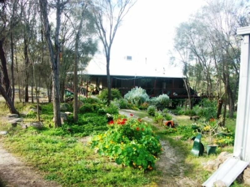 37 Moondyne Road, Clackline WA 6564