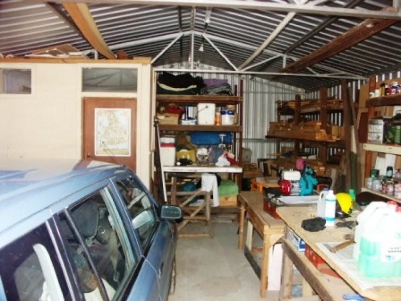 37 Moondyne Road, Clackline WA 6564