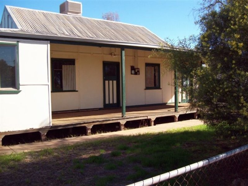 74 Altair Street, Southern Cross WA 6426