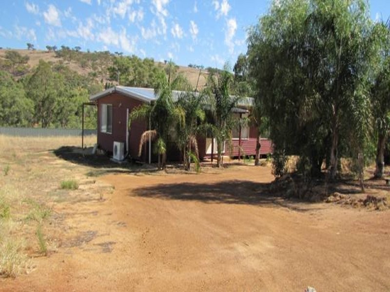 21 Toodyay Street, Toodyay WA 6566