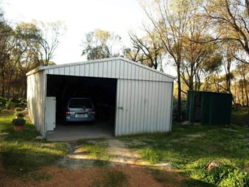 37 Moondyne Road, Clackline WA 6564