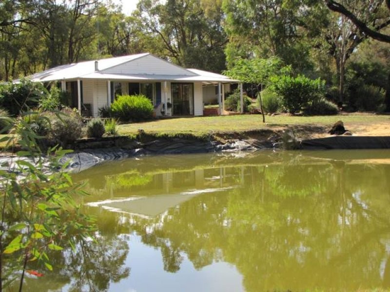 19 Howard Road, Toodyay WA 6566