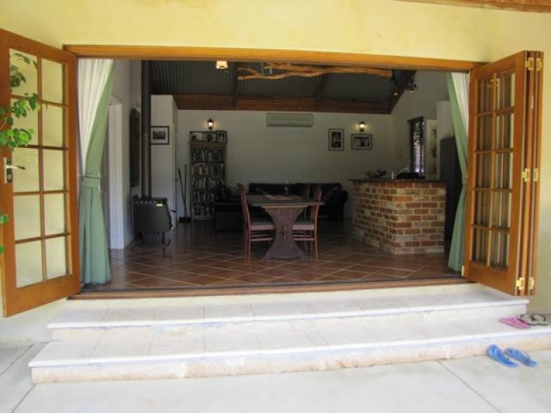 18 Henry Street, Toodyay WA 6566
