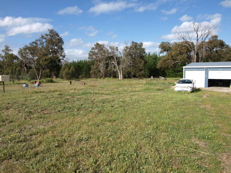 73 Redcourte, Bakers Hill WA 6562