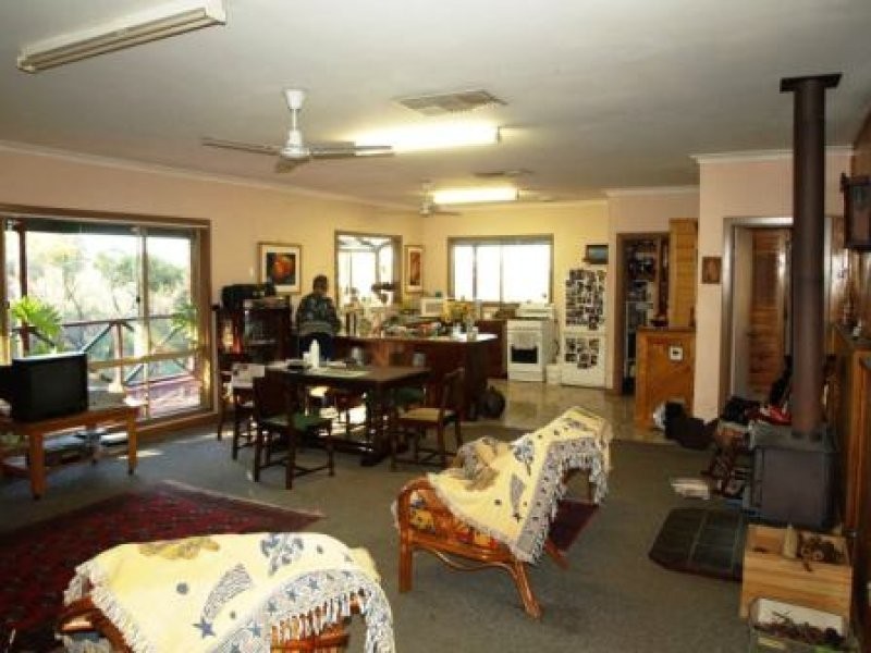 37 Moondyne Road, Clackline WA 6564