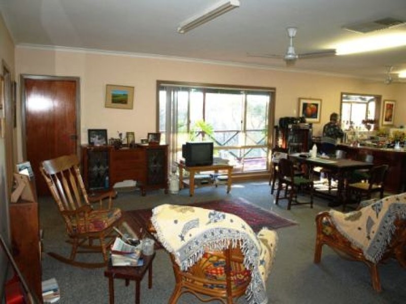 37 Moondyne Road, Clackline WA 6564