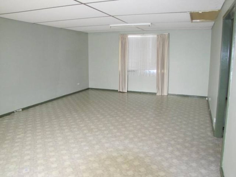 15 Morton Street, Merredin WA 6415