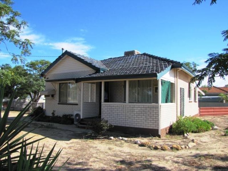 12 Morton Street, Merredin, Merredin WA 6415