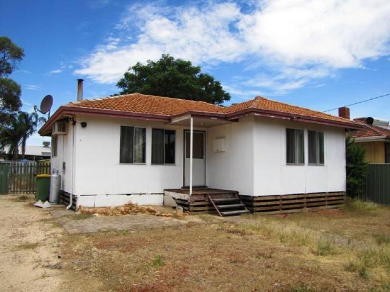 18 Boyd Street, Merredin WA 6415