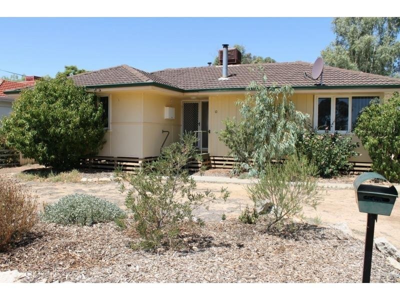 12 Boyd Street, Merredin WA 6415