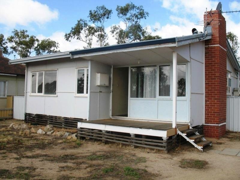 89 Caw Street, Merredin, Merredin WA 6415