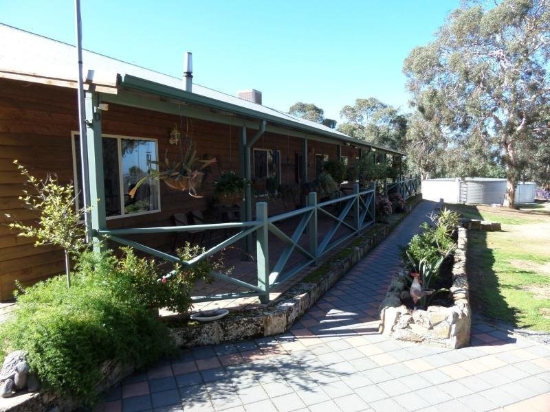 120 Wandoo Circle, Toodyay WA 6566