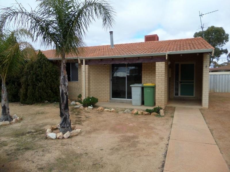 8 Yorrell Way, Merredin WA 6415