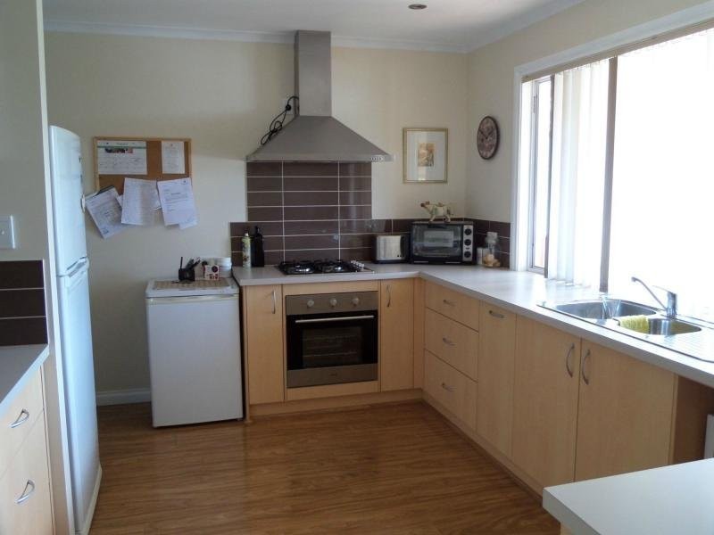 20 Henry Street West, Toodyay WA 6566