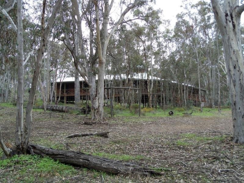 248 Parkland Drive, Toodyay WA 6566