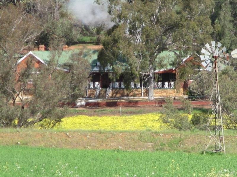 413 Dumbarton Road, Toodyay WA 6566