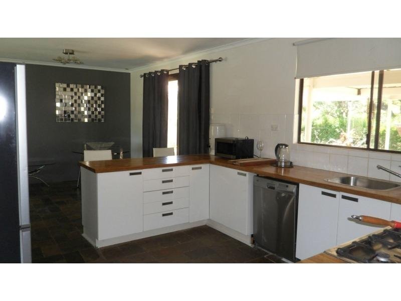 107 Wandoo Circle, Toodyay WA 6566