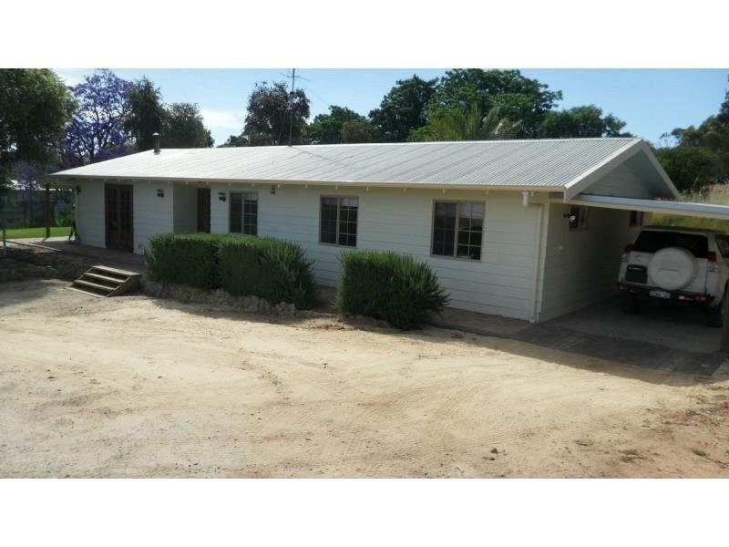 8 Mount Anderson Street, Toodyay WA 6566