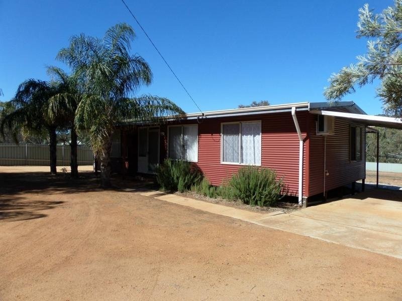 21 Toodyay Street, Toodyay WA 6566