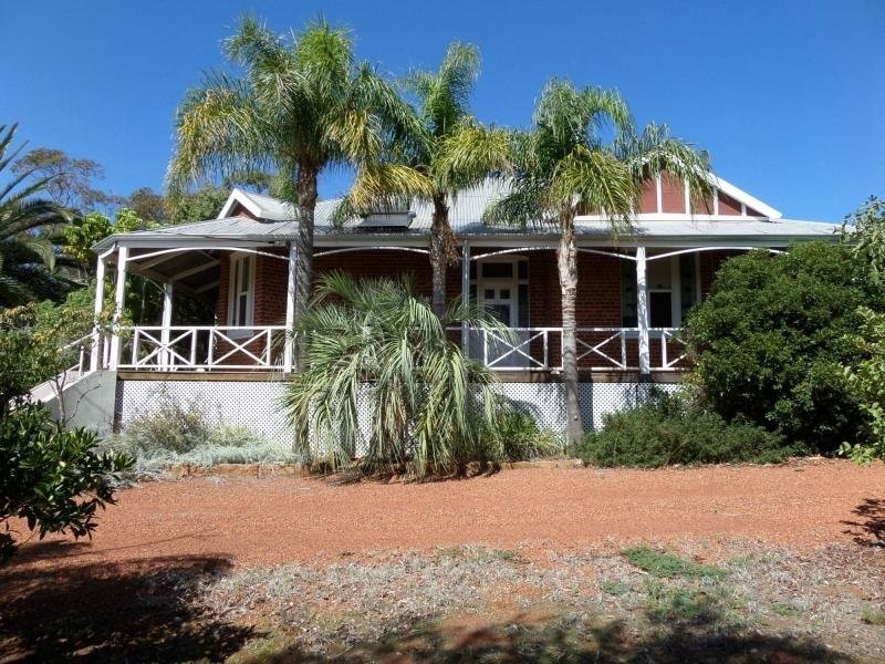 14 Duke Street, Toodyay WA 6566