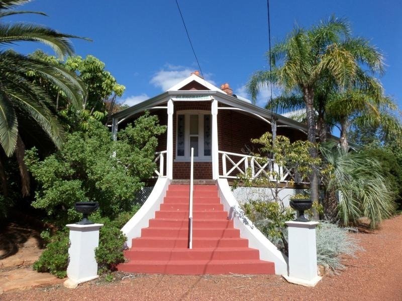 14 Duke Street, Toodyay WA 6566