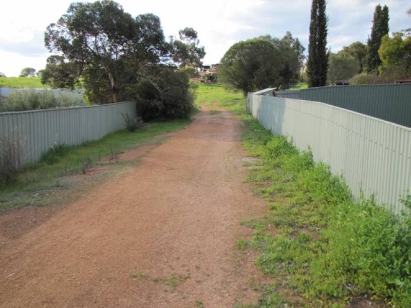 5 Pioneer Place, Toodyay WA 6566