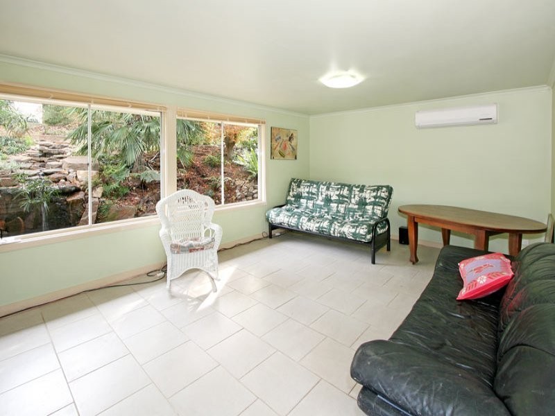 27 Cobden Crescent, Lilydale VIC 3140