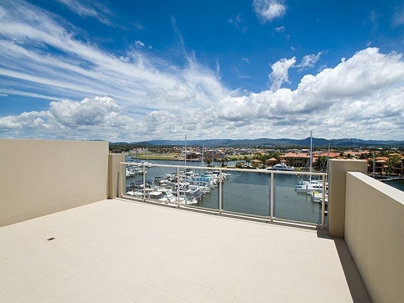 1781 Rialto Quay Drive, Hope Island QLD 4212