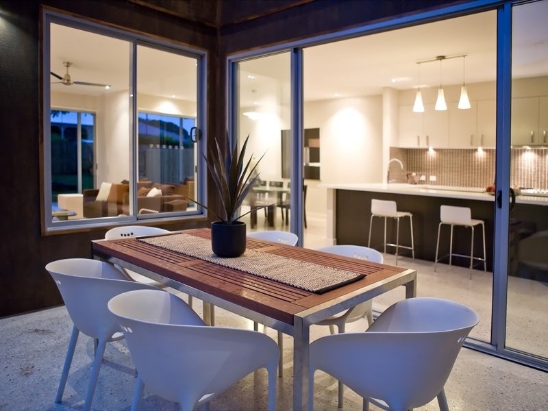 21 Raven Street, Camp Hill QLD 4152