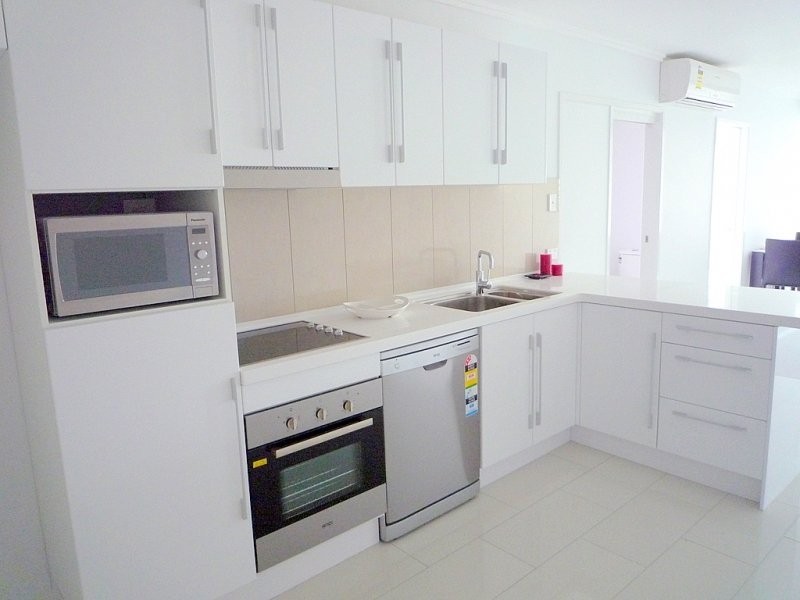 51 Lambert Road, Indooroopilly QLD 4068