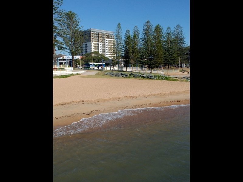 185 Redcliffe Parade, Redcliffe QLD 4020