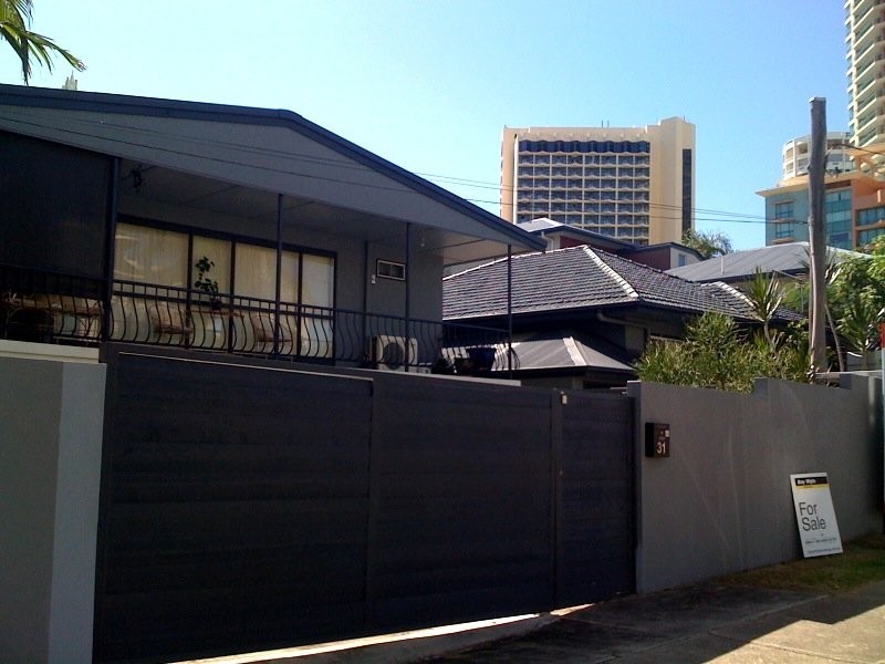 29 Palm Avenue, Surfers Paradise QLD 4217