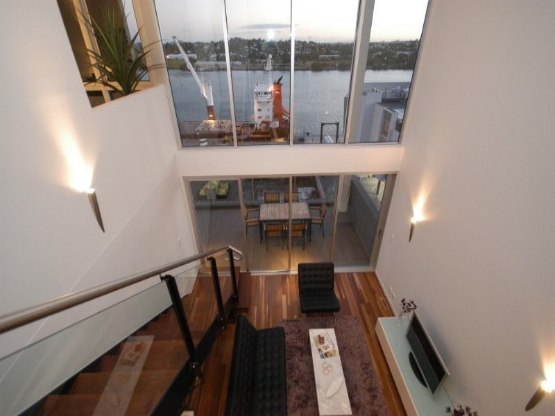 35 Harbour Road, Hamilton QLD 4007