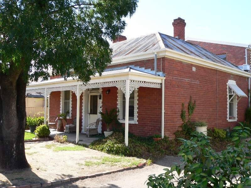 35 Bridge St West, Benalla VIC 3672