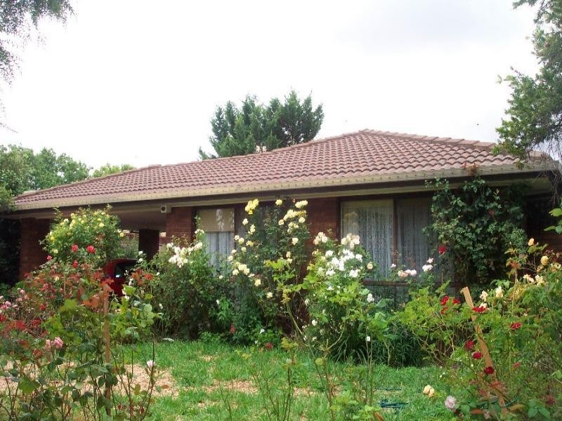 4 Rose Crt, Benalla VIC 3672