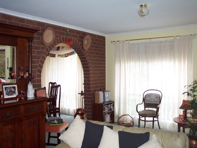 4 Rose Crt, Benalla VIC 3672