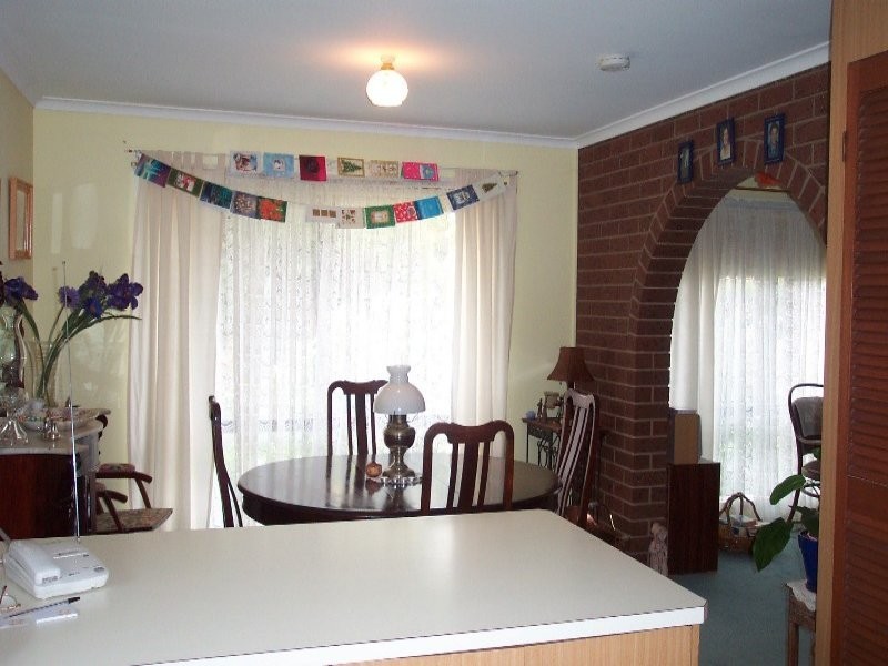 4 Rose Crt, Benalla VIC 3672