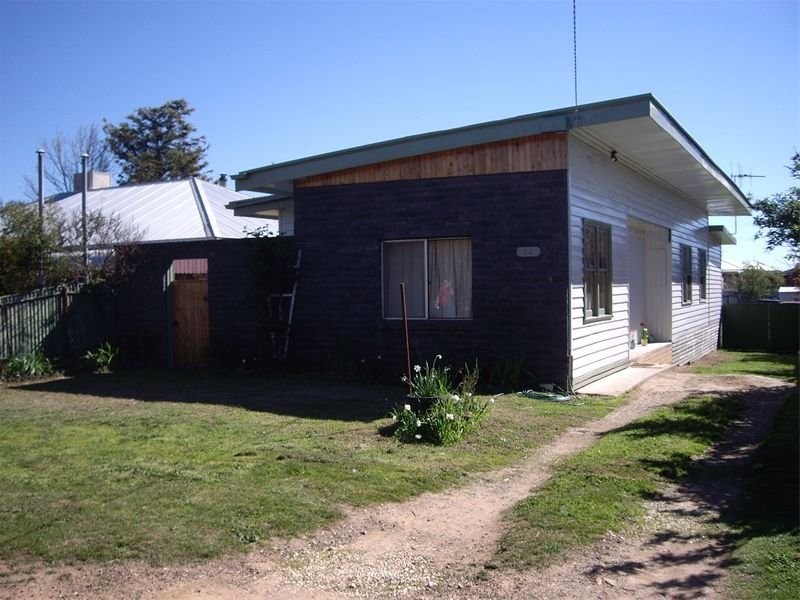 24 Vine Street, Nagambie VIC 3608