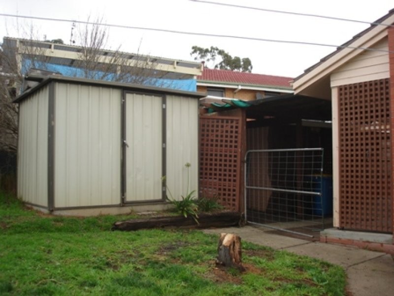 11 Skermer Avenue, Seymour VIC 3660