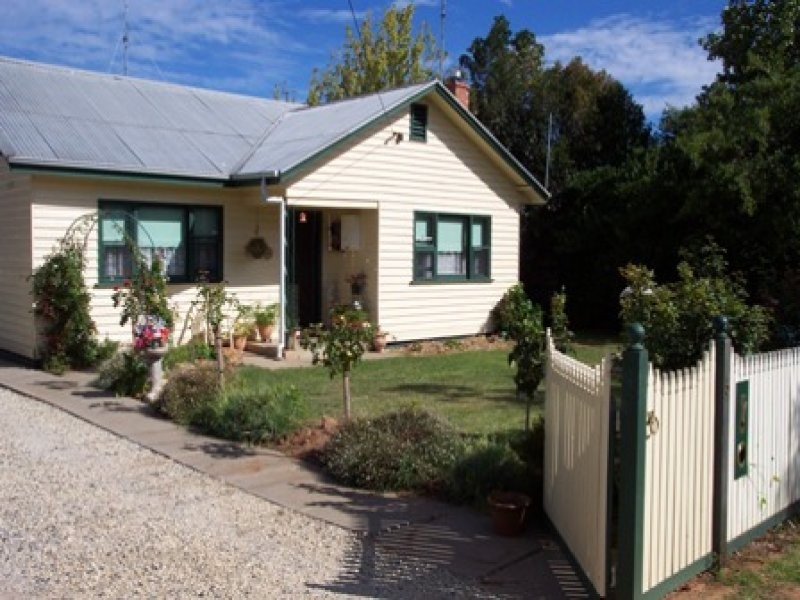5 Robinson Street, Nagambie VIC 3608