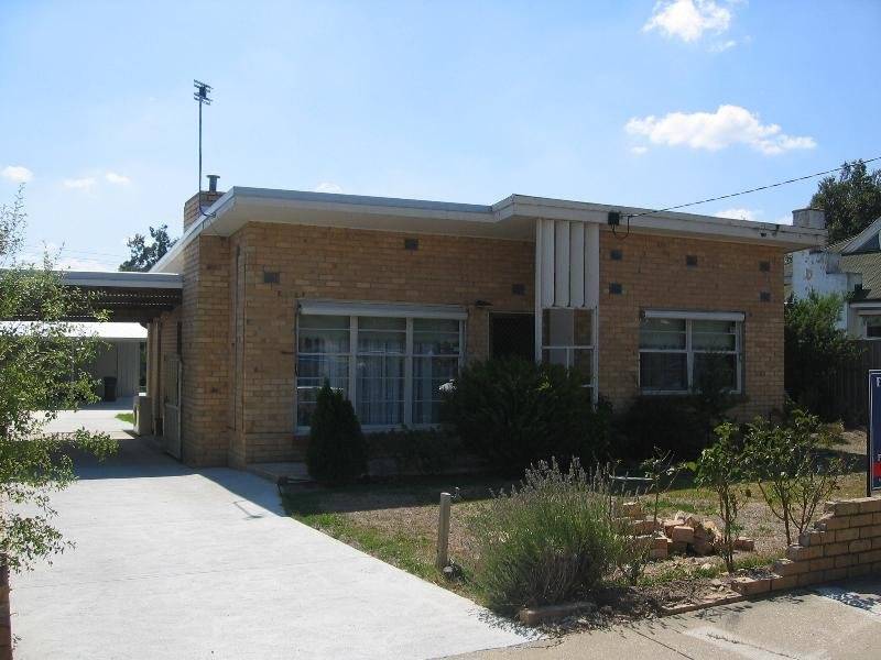 23 Loco Street, Seymour VIC 3660