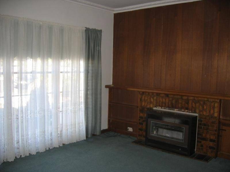 23 Loco Street, Seymour VIC 3660