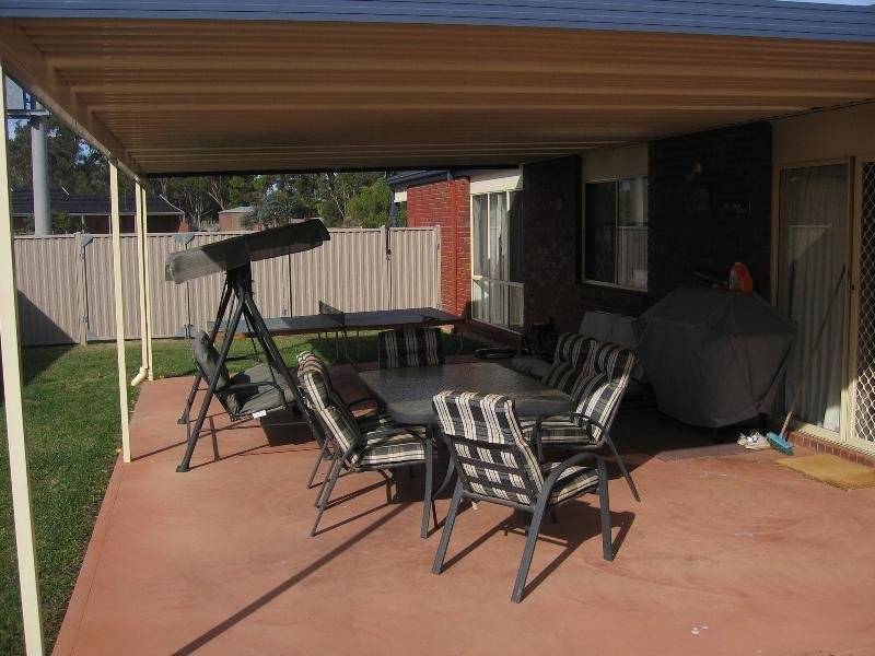 16 Marengo Road, Seymour VIC 3660