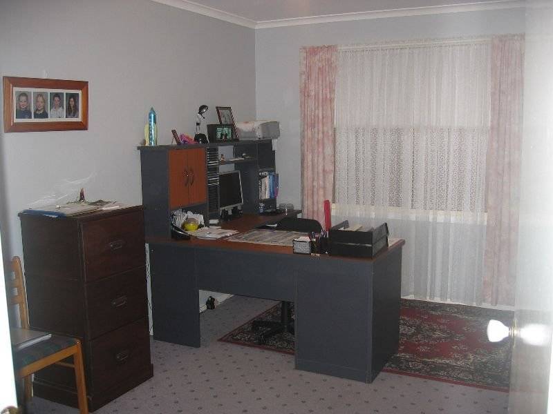 18 Marengo Road, Seymour VIC 3660