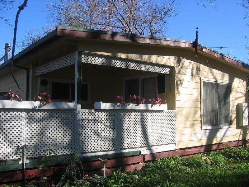 25 Bank Street, Avenel VIC 3664